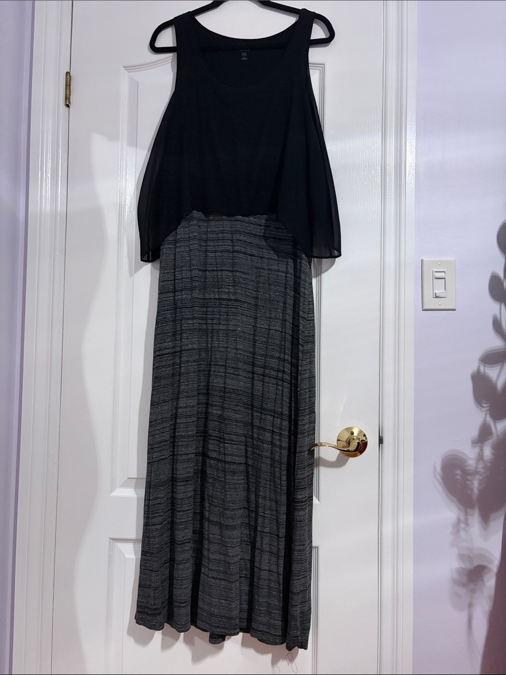 Kensie Black Overlay & Gray Maxi Skirt